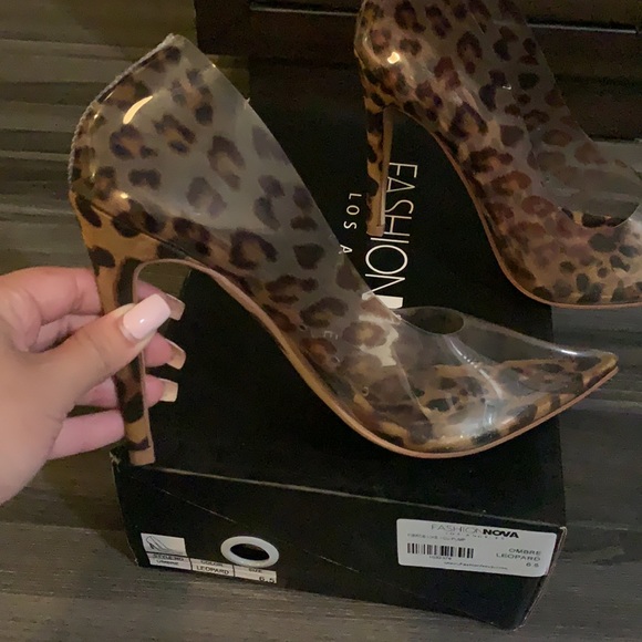 Fashion nova fierce like you pump Like new with box - Picture 2 of 5